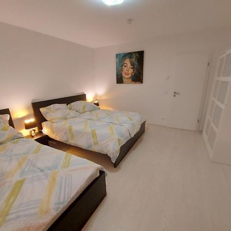 Several Different Rooms, Newly Furnished, In A New House In Vichten Zewnętrze zdjęcie